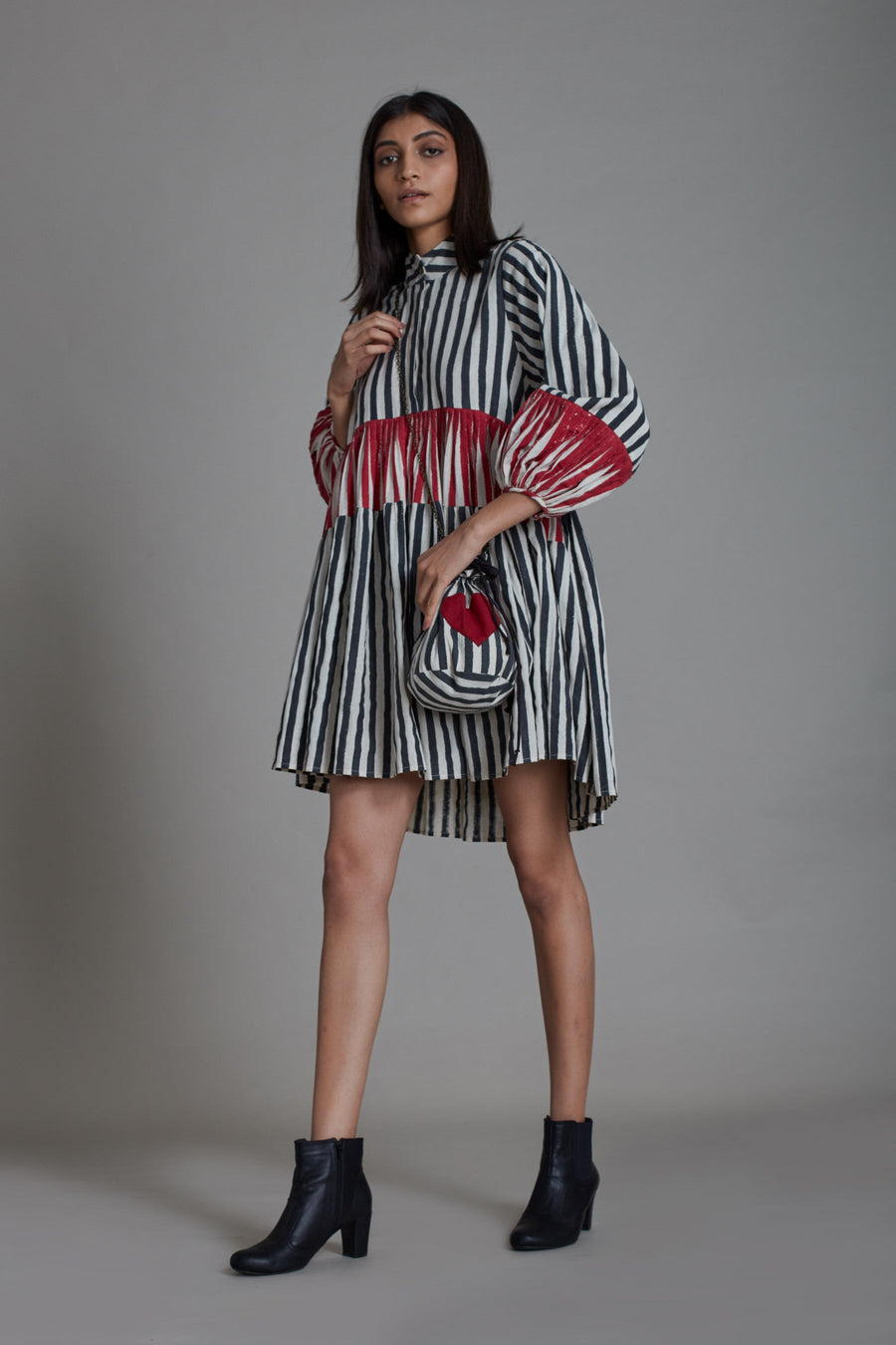 A Model Wearing Multicolor Pure Cotton Uno Stripe Dress- Black With Red, curated by Only Ethikal
