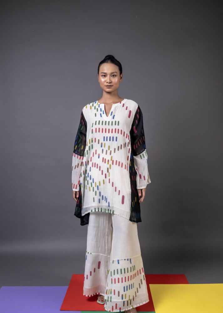 A Model Wearing Multicolor Handwoven Cotton Lakeside , curated by Only Ethikal